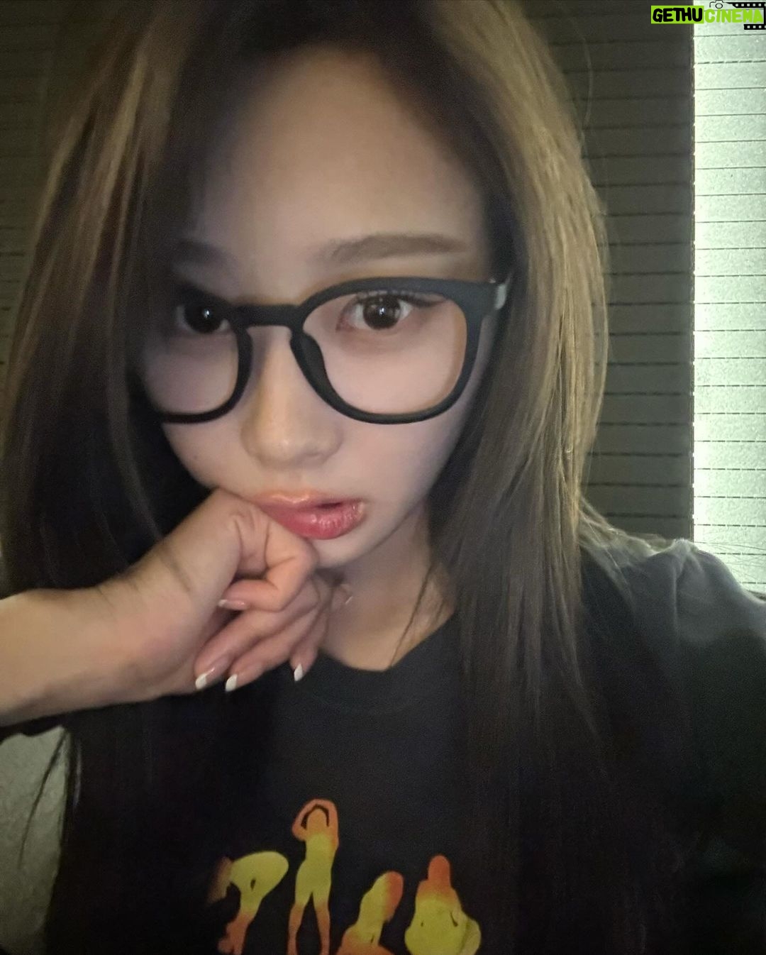 Uchinaga Eri Instagram - 캡쳐타임 까먹어따ㅏㅏㅏ 아아아ㅡㅏㅏ 뿅