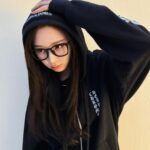 Uchinaga Eri Instagram - many filters many photos many many many