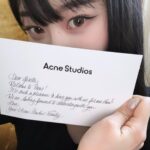 Uchinaga Eri Instagram - @acnestudios 🖤