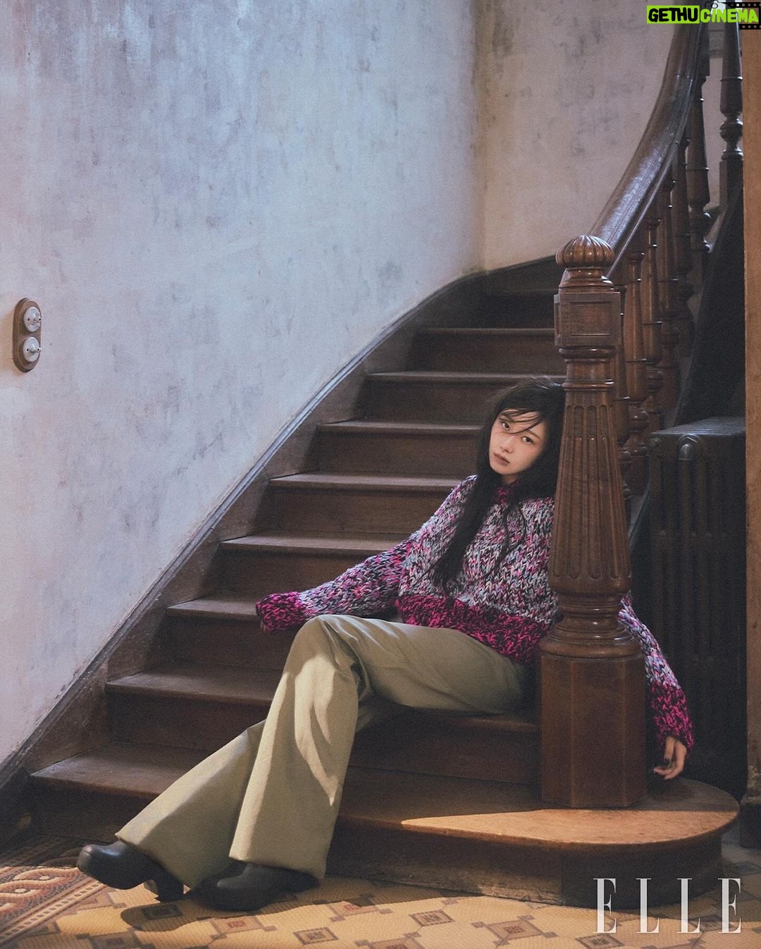 Uchinaga Eri Instagram - @loewe @ellekorea #loewe 🫶🏻