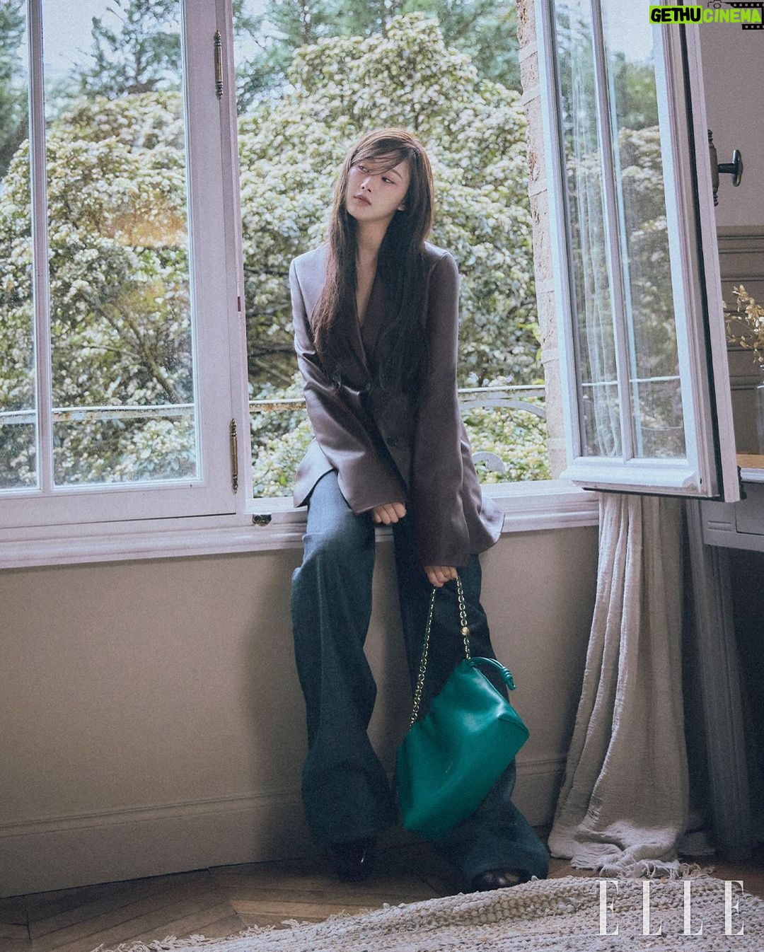Uchinaga Eri Instagram - #ellekorea #loewe 🌰