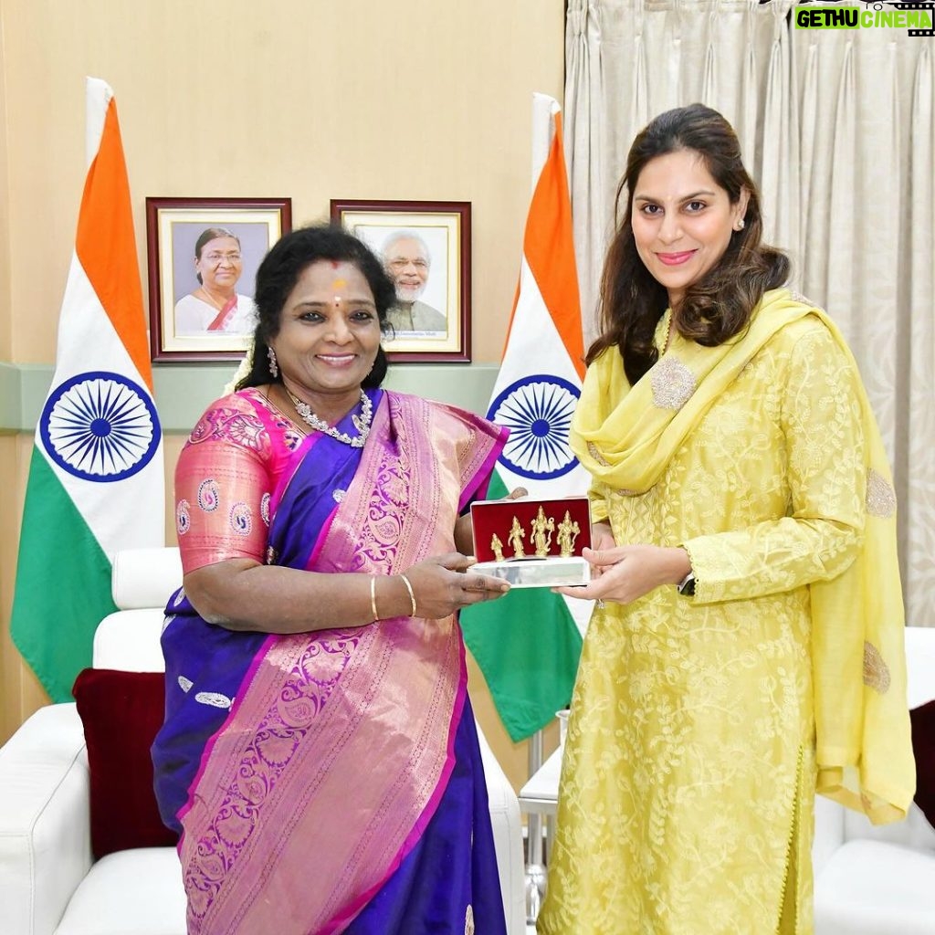 Upasana Kamineni Instagram - Met with the Honorable Tamilisai Soundararajan Garu, the esteemed Governor of Telangana. Getting a deeper understanding of what she is doing for tribal welfare has really touched my heart.❤️ Kudos to u Ma’am, for your remarkable work. 🙏🏼✨ @tamilisaisoundararajan #tribalwelfare #telanganagovernor
