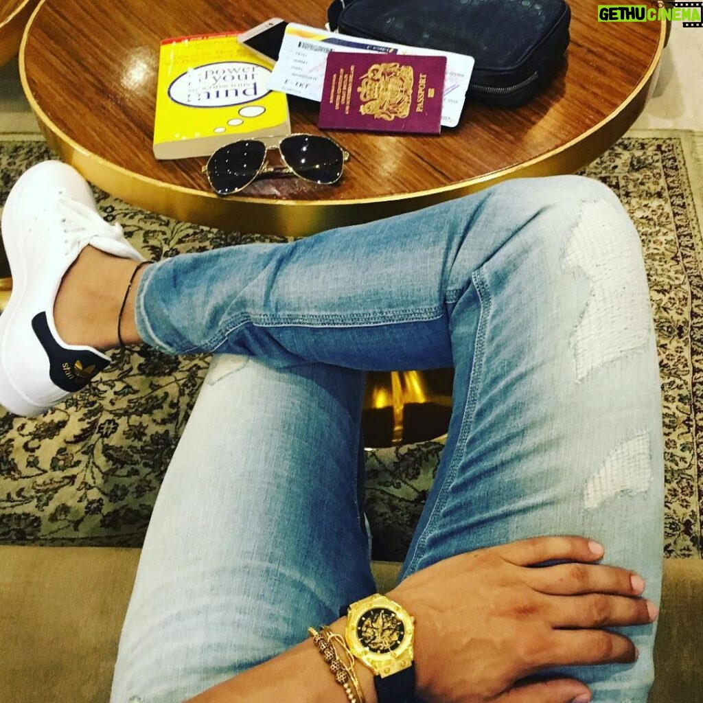 Upen Patel Instagram - Dubai ✈️ are you ready 🙌 #upenarmy #mydubai Terminal 2 , Chhatrapati Shivaji International Airport , Mumbai