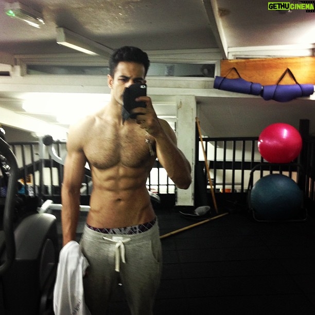 Upen Patel Instagram - Let my first insta pic ... be a semi naked pic 🤪
