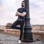 Upen Patel Instagram - LEAN ON ME .. Mumbai, Maharashtra