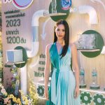 Urassaya Sperbund Instagram - มาเลือกเติมสิ่งดีๆให้ตัวเอง และให้กับโลกใบนี้ ญาญ่าเลือกดื่มน้ำแร่มิเนเร่ ขวดรักษ์โลก (rPET) กับแคมเปญ Bottle Made From Bottles คืนชีวิตให้ขวดพลาสติกกับน้ำแร่มิเนเร่ ที่ขวดผลิตจากพลาสติกรีไซเคิลครั้งแรกในตลาดน้ำดื่มไทย มั่นใจในมาตรฐานความสะอาดรับรองจากอย.ไทย และเม็ดพลาสติกจากอย.สหรัฐอเมริกา #น้ำแร่มิเนเร่ #มิเนเร่ขวดรักษ์โลก #MinereBottleMadeFromBottles #คืนชีวิตให้ขวดพลาสติกกับน้ำแร่มิเนเร่ #rPETBottle