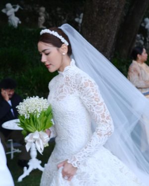 Urassaya Sperbund Instagram - I love you unconditionally forever and everrrrr my kimmyyyy 🥹♥️ #markimthewedding

#yyinit