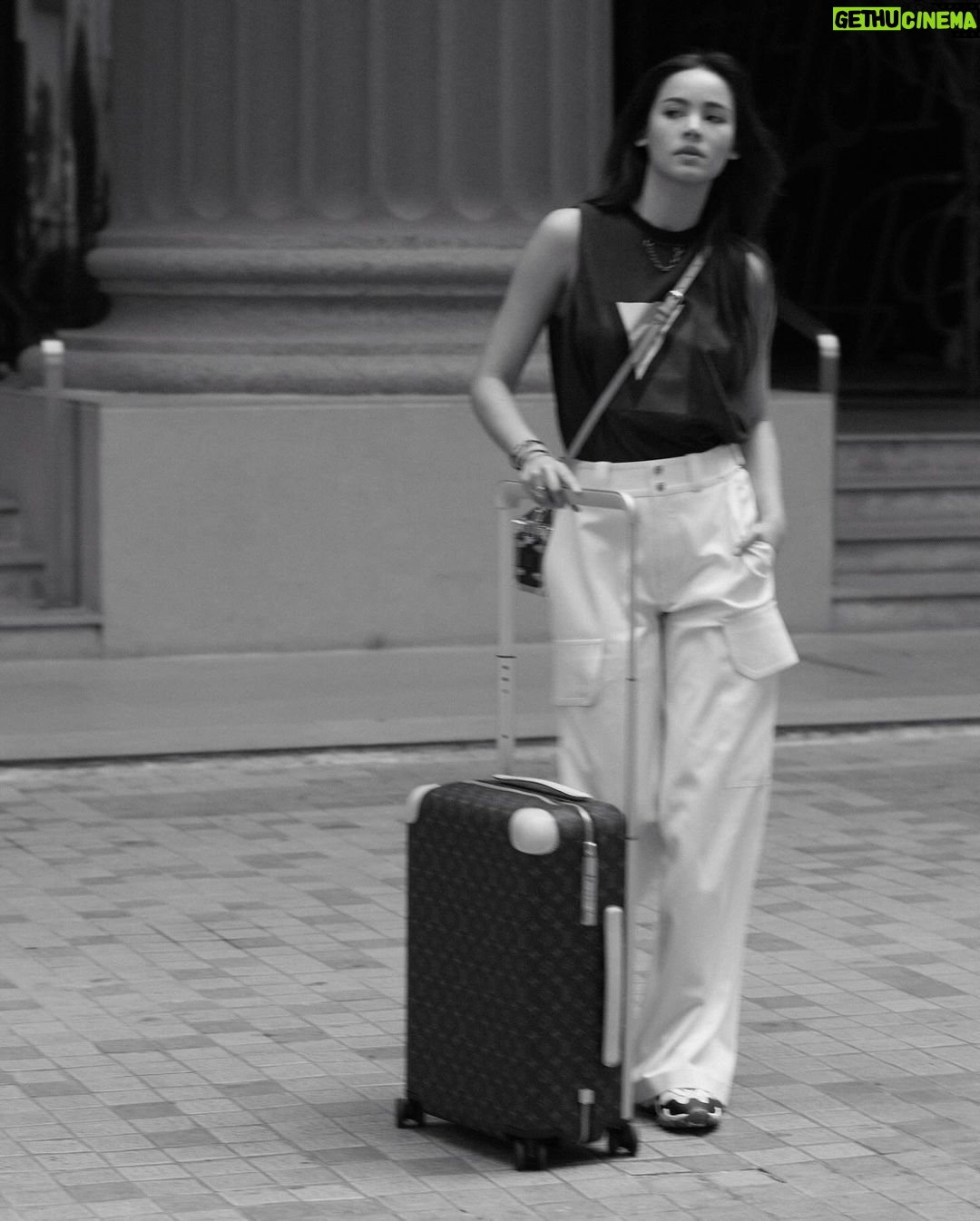 Urassaya Sperbund Instagram - A bientôt Parissss #LouisVuitton #LVFW24