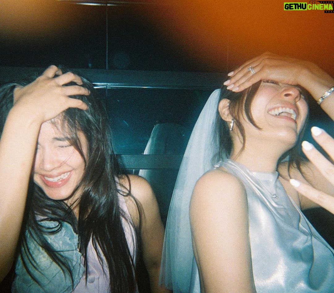 Urassaya Sperbund Instagram - Insane night 💃🏻 your girlies love you bubs @kimmy_kimberley Kimpton Maa-Lai Bangkok