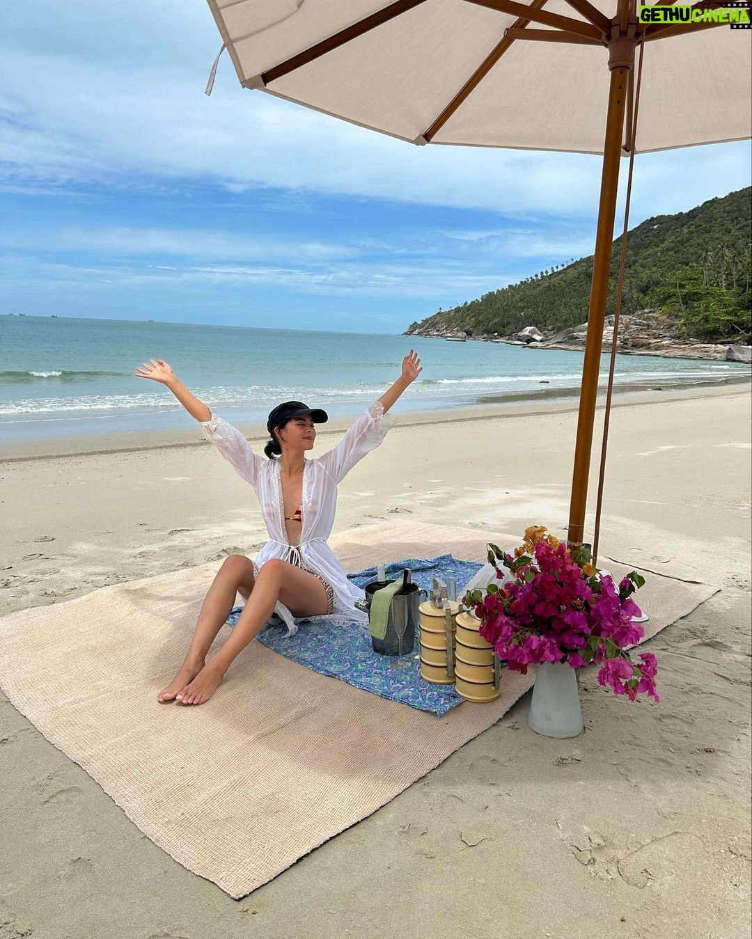Urassaya Sperbund Instagram - Oh so spoilt 🫶🏼 @capefahn