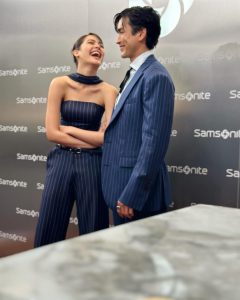 Urassaya Sperbund Instagram - Another fine day dreaming of travel with Samsonite 🖤#NadechYayaxSamsonite #DestinationSamsoniteTH