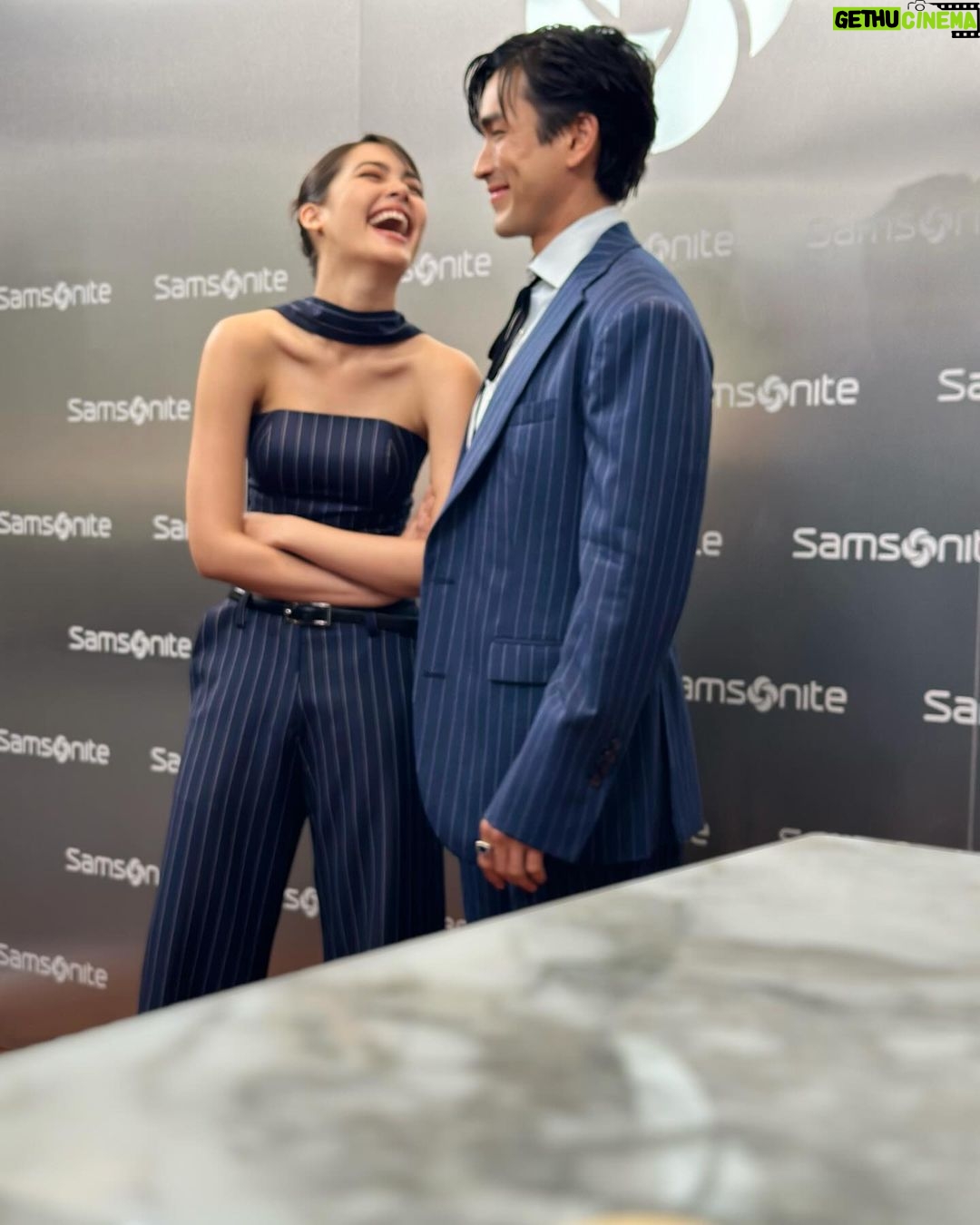 Urassaya Sperbund Instagram - Another fine day dreaming of travel with Samsonite 🖤#NadechYayaxSamsonite #DestinationSamsoniteTH