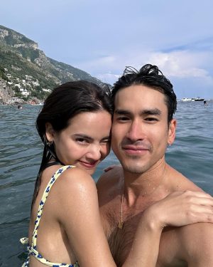 Urassaya Sperbund Instagram - Best time of our lives 🥹🫶🏼❣️🌞🌊 #partyoctopus

#yyinit