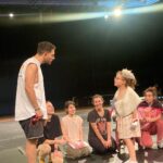 Uraz Kaygılaroğlu Instagram – provalarımıza katılıp @sebnemsonmezofficial in yokluğunda yerini marke eden Ada Hanıma teşekkür ederiz.😍

#AşıkShakespeare

@zorlu_psm 
@serdarbilis