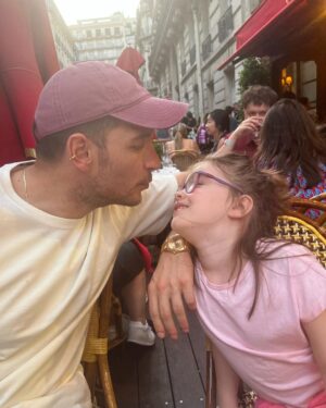 Uraz Kaygılaroğlu Instagram - love in Paris