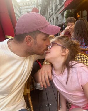Uraz Kaygılaroğlu Instagram - love in Paris