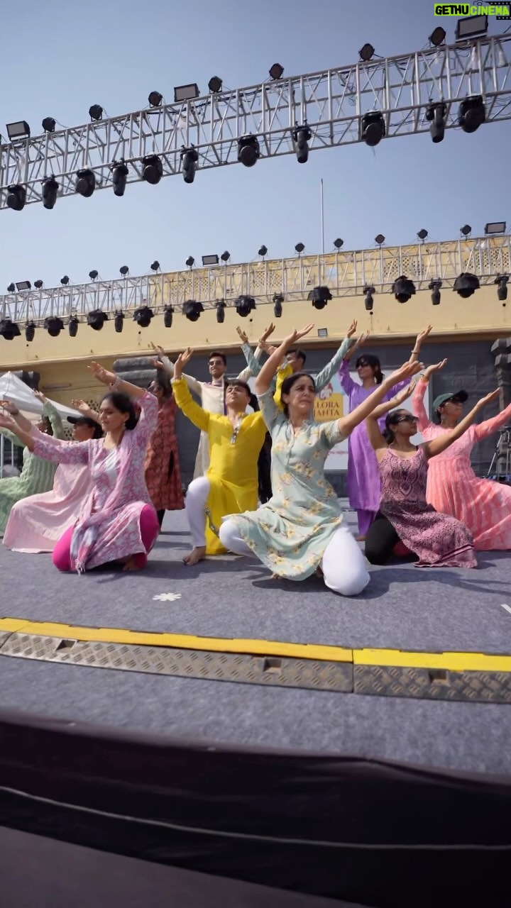 Urmilla Kothare Instagram - Behind the scenes #BTS from technical rehearsals of #ElloraAjantaInternationalFestival 2024 ⭐️ With the super amazing artists @urmilakothare Ji and @parashuramivaidehi Ji and @kathakrockers ❤️ Video by @brijesh_karma #kathak #kathakdance #kumarsharma #urmilakothare #vaidehiparshurami #kathakrockers #bts #technical #rehearsal #stage #ellora #ajanta #international #festival #sambhajinagar