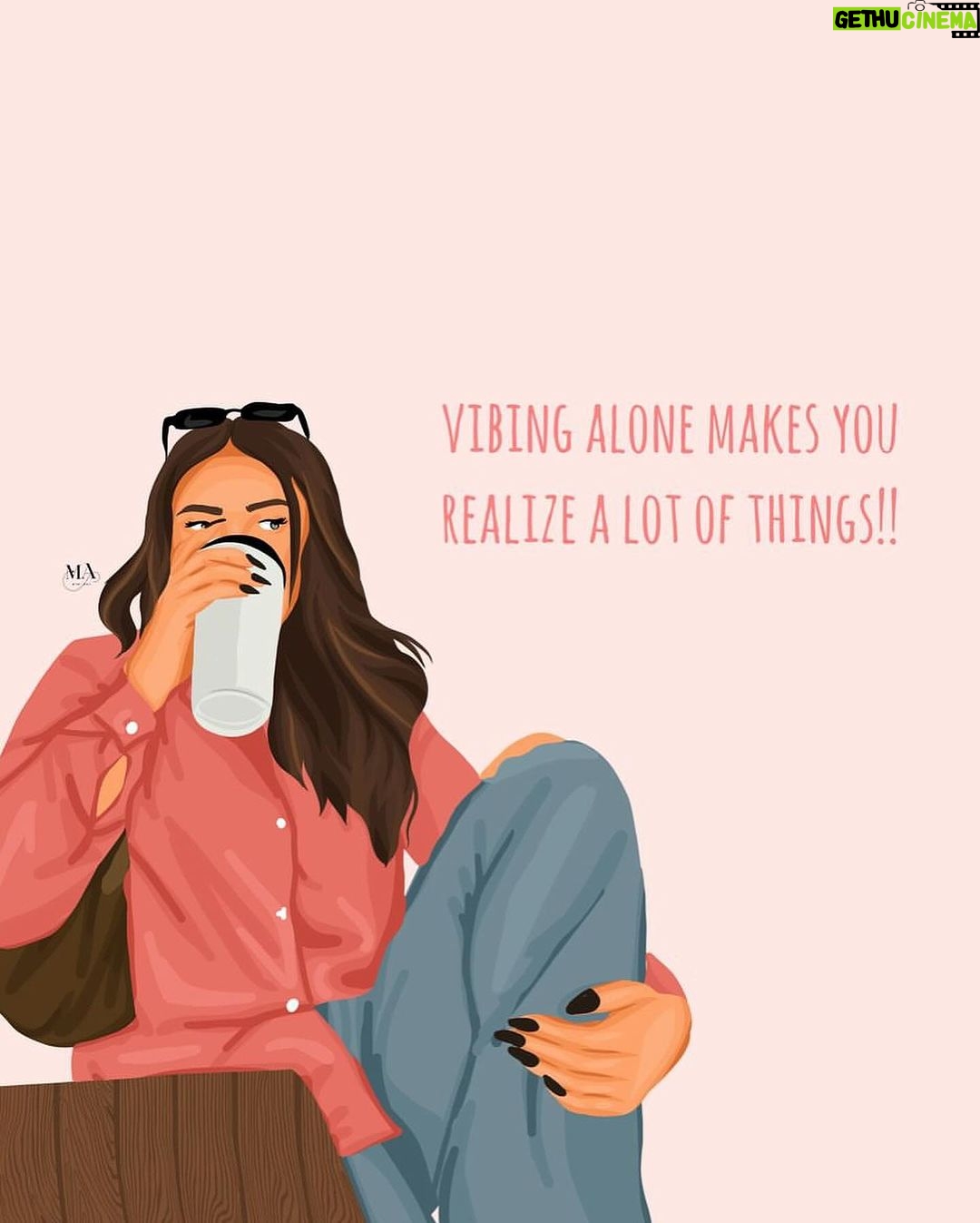 Ushasi Ray Instagram - Rubayee in Darjeeling ⛰️☕️🍩📚 My one day solo trip to my favourite hill city 🙌 #solotravel #solotraveler #solotrip #travelgram #wonderlust Darjilling