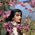 Ushasi Ray Instagram - 🌸🌸🌸🌸🌸 📸 @yudhajit_dey 📍 @chhotahaazribytherajbaribawali Mim Tea Estate, Sukhia, Darjeeling, West Bengal, India.