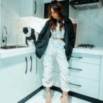 Ushna Shah Instagram - 99 problems, it start with the kink ❄️ @xii.x.official #ushnashah