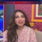 Ushna Shah Instagram - Thank you #meherbokhari and my brave #ary family for inviting me to speak. We recorded this on Thursday & it aired on Monday, hence a lot of the atrocities that went on over the weekend weren’t addressed. Things only seem to get worse. Yah Allah, Madad. Super shadow banned as you can see from my views :) #ushnashah