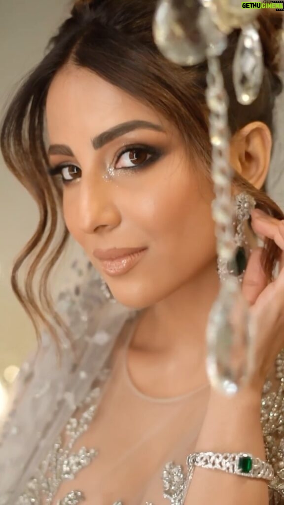 Ushna Shah Instagram - Slaying the bridal game! @ushnashah steals the spotlight with a fierce modern bridal signature makeup look, showcasing the perfect blend of sophistication & trendiness 🩶✨ Style Director: @khojiiii Outfit: @zamanayofficial Jewellery: @neemarjewels Photographer: @azeemsaniofficial #NABILA #ZEROMAKEUP #Beauty #HairAndMakeup #Makeup #ThisisNabila #BridesByNABILA #TabeshKhoja #Hairstyles #MakeupArtist #Bridal #BridalMakeup #Brides #BridalHair #ModernBride #SignatureMakeup #Updo #Updohairstyles #UshnaShah