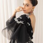 Ushna Shah Instagram - #ad Step into the allure of 'Barasti' budget friendly festive collection by @asifanabeel, where elegance and budget-friendliness unite, creating the ideal collection for the upcoming festivities. Each resplendent in beautiful, unique colours, and embellished with exquisite tilla and sequin work Launching Soon. #asifaandnabeel #asifanabeel #festivecollection #festivewear #fashion #love #asianwedding #weddingwear #AffordableGlam #FestiveFashion