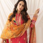 Ushna Shah Instagram - #ad shot on 08.10.23 Draped in @asifanabeel 'Barasti' budget friendly festive collection: Effortless elegance, captivating colors, and shimmering sequins. The epitome of festive glamour, all without breaking the budget! Which look is your favourite? ✨ Launching Soon. #asifaandnabeel #asifanabeel #festivecollection #festivewear #fashion #love #asianwedding #weddingwear #AffordableGlam #FestiveFashion #ushnashah