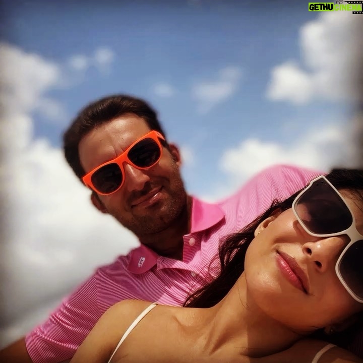 Ushna Shah Instagram - Scouting retirement communities 🌊☀️🏖️🐊 West Palm