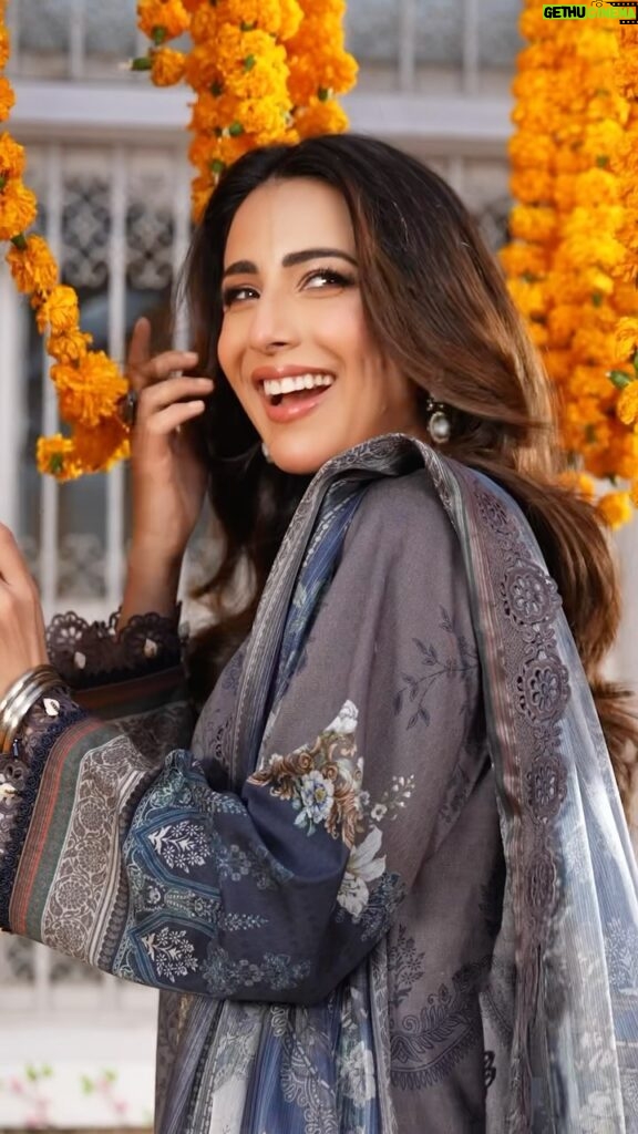 Ushna Shah Instagram - Step into my world of elegance and charm with Asim Jofa’s ‘Aira – Summer Print Collection’. From vibrant hues to intricate designs, each piece tells a story of timeless beauty. Join me as we celebrate the fusion of tradition and chic in style. @asimjofa @iamasimjofa #AsimJofa #AiraCollection #UshnaShah Makeup by @zeeshu_mua Hair by @hairbyawais @nabila_salon