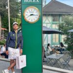 Ushna Shah Instagram - Great to see the 🃏 in a close (enough) match. Beautiful 🇫🇷 grand-slam experience courtesy @rolex & of course, the Pakistallion @hamza.amin87 😘 🐎 #ushnashah #hamzaamin #novakdjokovic #carolinegarcia #xiyuwang #AleksandarKovacevic #phillipchatriercourt #centercourt #frenchtennisopen #rolex Roland Garros Court Philip Chatrier