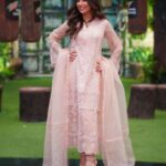 Ushna Shah Instagram - JPL ‘23 looks, a recap 💋 Which one did you like the most? Glam squad @thekrisalyswomen Makeup @bilalsamiofficial Hair @sairakhokhar1234 #ushnashah #arydigital #jeetopakistan