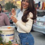 Ushna Shah Instagram - Mayee ne mein KINNU aakhaN 🍊