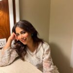 Ushna Shah Instagram - A Rizwan Beyg ensemble is the epitome of elegance; it is only fitting that he dressed Princess Di. His clothes can make anyone feel like royalty. Even when that anyone is exhausted and overwhelmed after a long day of travel and meeting her well wishers. Whether it is an actual princess of the world, walking back to her grand bedroom in palace halls after being showered with affection from millions, OR an ordinary woman, walking back to her hotel room through the lobby after being showered with affection from a small crowd in a mall: a Rizwan Beyg outfit is truly the icing on this delicious cake of princess-hood, whatever scale it may be on. Thank you to Giga group for hosting me and thank you to the beautiful folks of Pindi who came down to say hello, best Monday ever! I am still reeling 🥰 #ushnashah #meetandgreet #gigamall