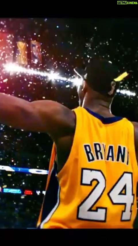 Ushna Shah Instagram - Watch the full video in IGTV !! @gibsonhazard & @jakbannon Killleedddd it! Bravo π π π #hiphop #mamba #24 #8 #lakers #kobebryant #blackmamba #staplescenter #youngdirectors #kobesmile #celebratelife #childhoodcrush #mambacita #gigibryant @yasirkhanpakistan pin this!