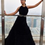 Ushna Shah Instagram - Photo-Dump round 2 Dress: @elanofficial @khadijahshah 🇵🇰 Jewellery: @sherezadjewellery 🇵🇰 Clutch: @hermosa_by_ana 🇵🇰 Hair: @danihairstylist1 🇦🇪 Makeup: @makeoverbytahira 🇦🇪 Photography: @photography_highheels 🇦🇪 #ushnashah #ushna #pisa2021 Dubai, United Arab Emiratesدبي