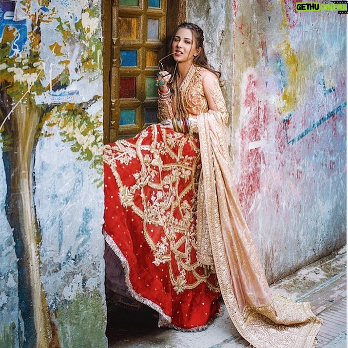 Ushna Shah Instagram - Throwback... She gon’ spot mi designa mmmmhmm 🎶 ⁣ ⁣⁣⁣⁣ ⁣ ⁣ ⁣⁣⁣⁣ From the spread of Cover shoot for: @gt_magazine (Aug 2019)⁣⁣⁣⁣ (Interview link on “hearsay” highlight) ⁣ Wardrobe: @Souchaj⁣⁣⁣⁣ Hair and Make-up: @ayan_khanofficial @nabila_salon⁣⁣⁣⁣ Shot by: @AbdullahHarisFilms⁣⁣⁣⁣ Coordination: @MintCommPk⁣⁣⁣⁣ Styling: @salmoon.j.daniel⁣⁣⁣⁣