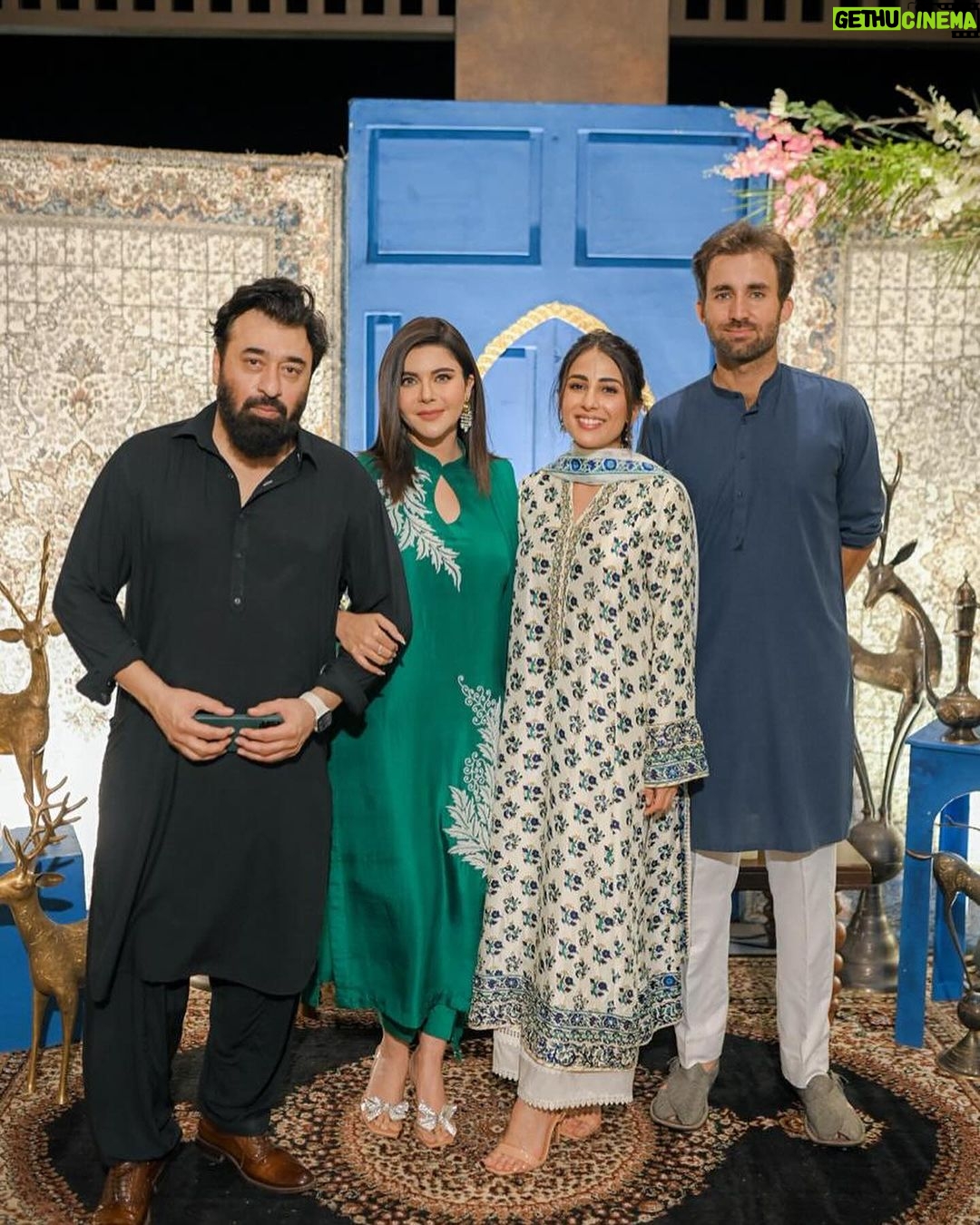 Ushna Shah Instagram - Thank you Sejas for another year of bringing the industry together. The conversations were so good that we didn’t get many photographs in, but here are a few. ❤️ JJ, Saba, Abdullah & Aymen 🌙 Update: since everyone is asking my dress is from @ansabjahangirstudio