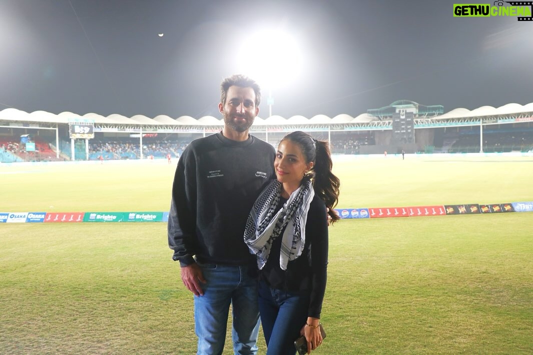Ushna Shah Instagram - Date night last night with @hamza.amin87 🏏 Sad to have missed our @karachikingsary but fun match between @islamabadunitedpsl & @quetta.gladiators 👏 (There is a video of me as a toddler in a diaper, dancing & singing “deeh deeh pachipaan”. I will never not dance to this song 😅) *Having a platform or a privileged access to a platform is a responsibility, especially at a time in the world when showing solidarity is stifled.
