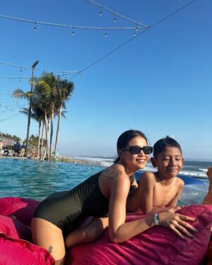 Uus Instagram - Selamat ulang tahun Eiichiro 😘 
Sebagai ayah dan laki-laki maaf kalo banyak momen yg hilang karena kerja atau sibuk yg lain dan ngebuat kamu mikir kalo aku ga peduli sm kamu. Cerita seorang ayah cuma bisa diceritain sm bundamu nanti. Itu juga kalo dia ngga lupa soalnya banyak juga tuh aku bikin sedih bunda. Ah dableklah aku mah. Yang penting sayangin terus bundamu mungkin suatu saat jawabannya ada disana saat kamu memang perlu. Karena laki-laki memang pantas dibenci, sampai nanti hati yg determinasi. Selamat datang diumur tujuh. 😘

Makasi juga onty ongkel yang udah nyempetin dateng bareng ponakanku diperutnyah. 🫡