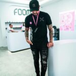 Uus Instagram - Akhirnya kesampean jadi aa aa distro tatoan sekitaran trunojoyo dan sultan agung! Terima kasih @foom_id 🙇
