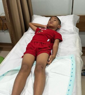 Uus Instagram - Bajak laut mulai codet sejak dini. Kakeknya pas abg, ayahnya pas SMA, Cio pas masuk SD. Family repeat history tapi ya ga gini juga dong 😂