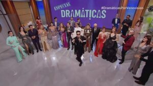 Víctor Drija Instagram - he cantado muchas veces esta canción y quedan muchas más por cantarla, pero esta vez fue memorable
