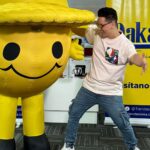 Víctor Drija Instagram - Y yo que quería contarles desde hace rato… ¡Aquí estoy! Estoy súper feliz de comprartirles que ahora soy parte de la familia de Tiendas Daka y desde ya quiero vean lo que tenemos para ustedes💛 ¿Están listos para el siguiente nivel? Prepárense para lo que se viene con @tiendasdaka 👀
