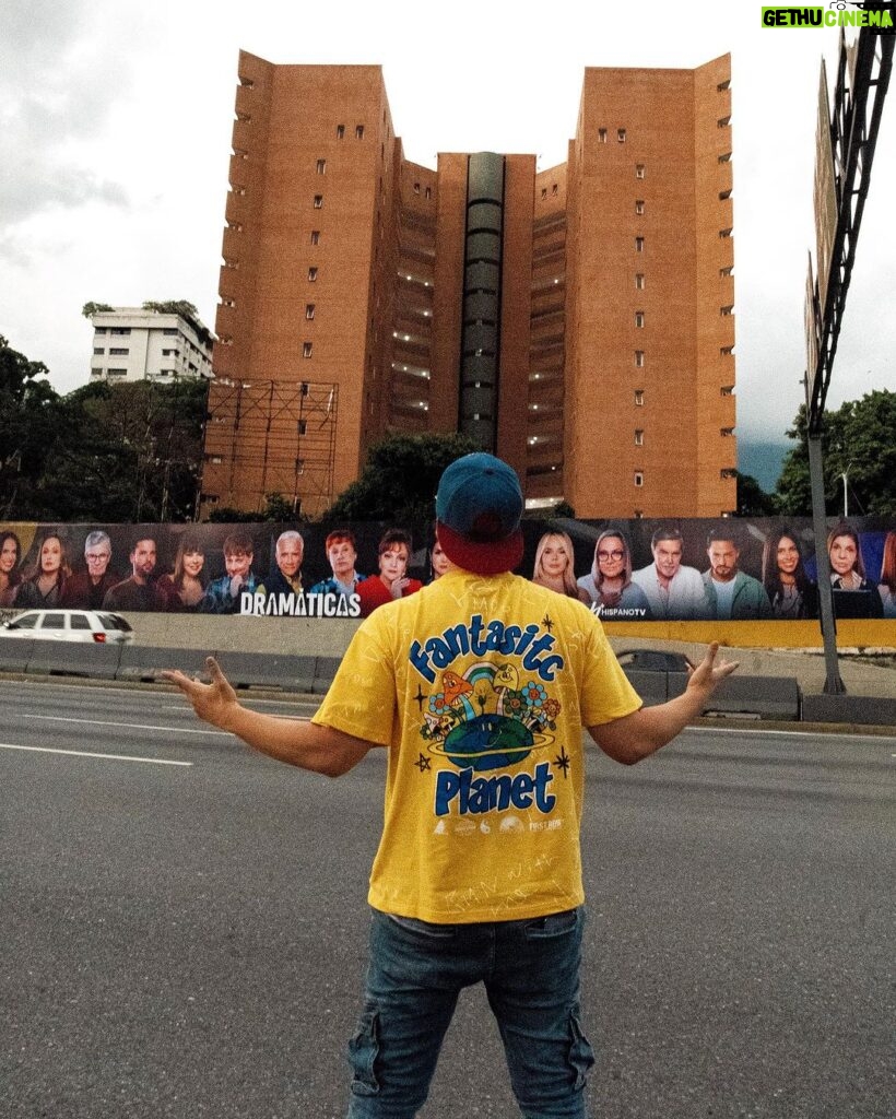 Víctor Drija Instagram - 📍 C A R A C A S ••••• #Dramáticas Caracas
