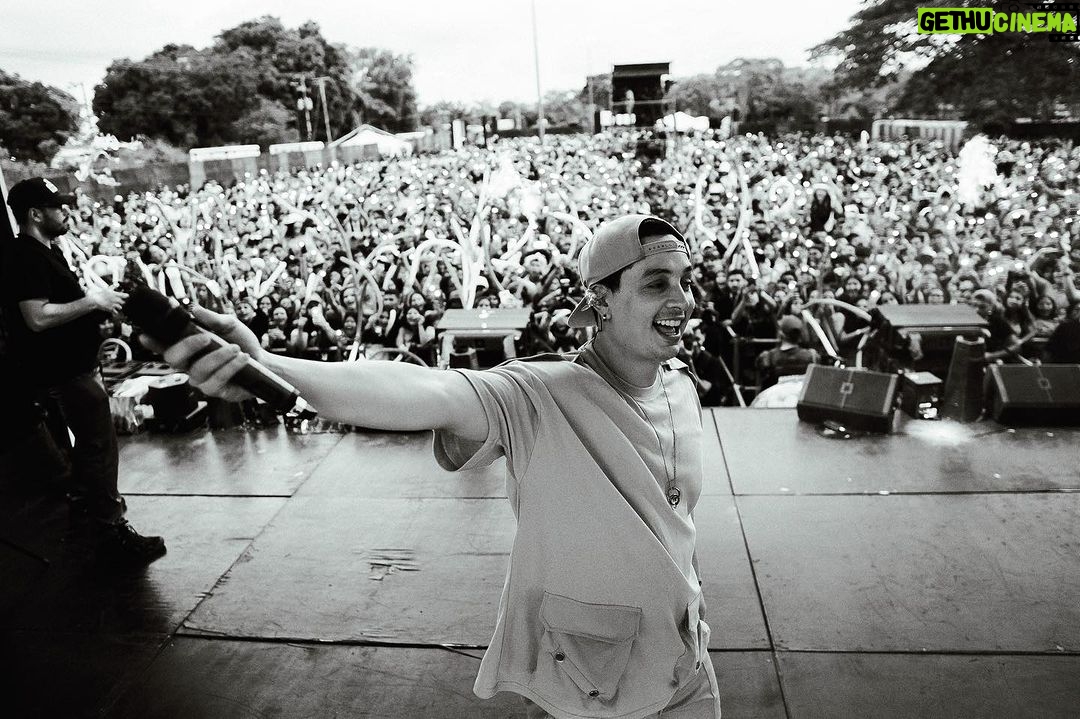 Víctor Drija Instagram - Dios bendiga estos momentos • gracias por venir, Maturín @larutalive