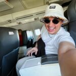 Víctor Drija Instagram - si te dan un pasaje a cualquier ciudad del mundo, ¿para dónde irías? • yo elegí Santo Domingo y voy saliendo con @aviorair