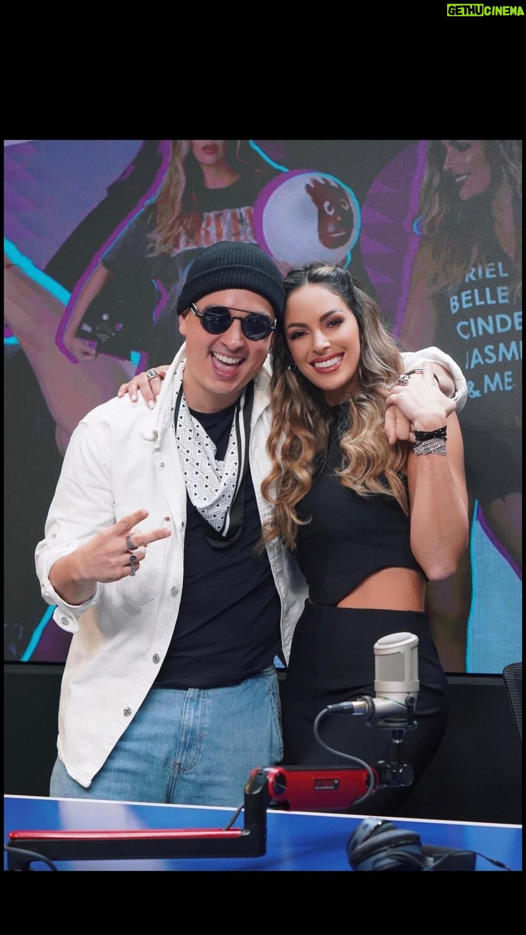 Víctor Drija Instagram - Actor, Cantante, Compositor, Bailarín , Coreógrafo, Venezolano! 🇻🇪 con un enorme reconocimiento internacional, Es mi AMIGO 🥰y lo QUIRRO MUCHO @victordrija estará con nosotros en @eternopop_ 👏🏻👏🏻👏🏻👏🏻👏🏻👏🏻 Cantamos, bailamos , y descubrimos sus íconos pop !!! No te lo puedes perder 😃 Èste sábado!! A las 12:00 del mediodía por @los40rd 📻 Eterno Pop llega Gracias a: @generaldeseguros @banco_atlantico @goyasd @cherydominicana @ltbjeansrd1 @arredato.do @laserairlinesoficial @energiavitalactivard @dgapprd @geekplanetrd Drija es eterno #EternoPop.