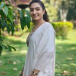 Vaishnavi Gowda Instagram - Your life is your message to the world ! Make sure it’s inspiring 🫶✨ Yours Seetha ❤️ Outfit- @kavi_siniboutique