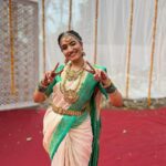 Vaishnavi Gowda Instagram - ಹೊಸ ವರ್ಷದ ಶುಭಾಶಯಗಳು✨🫶🌟 Let your year be filled with all that you deserve and desire 🩵 Outfit- @arulaa_by_rashmianooprao Jewellery- @rentmyjewels